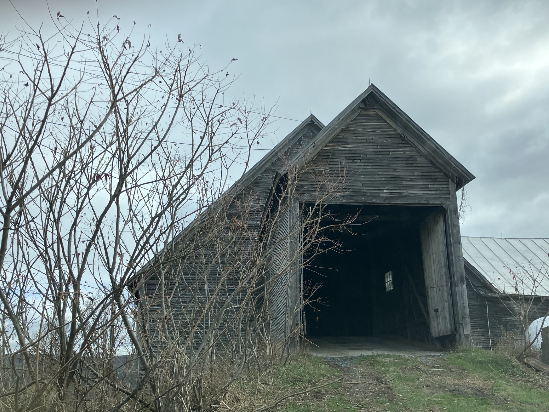 Winship barn 2 old cow barn in Vermont